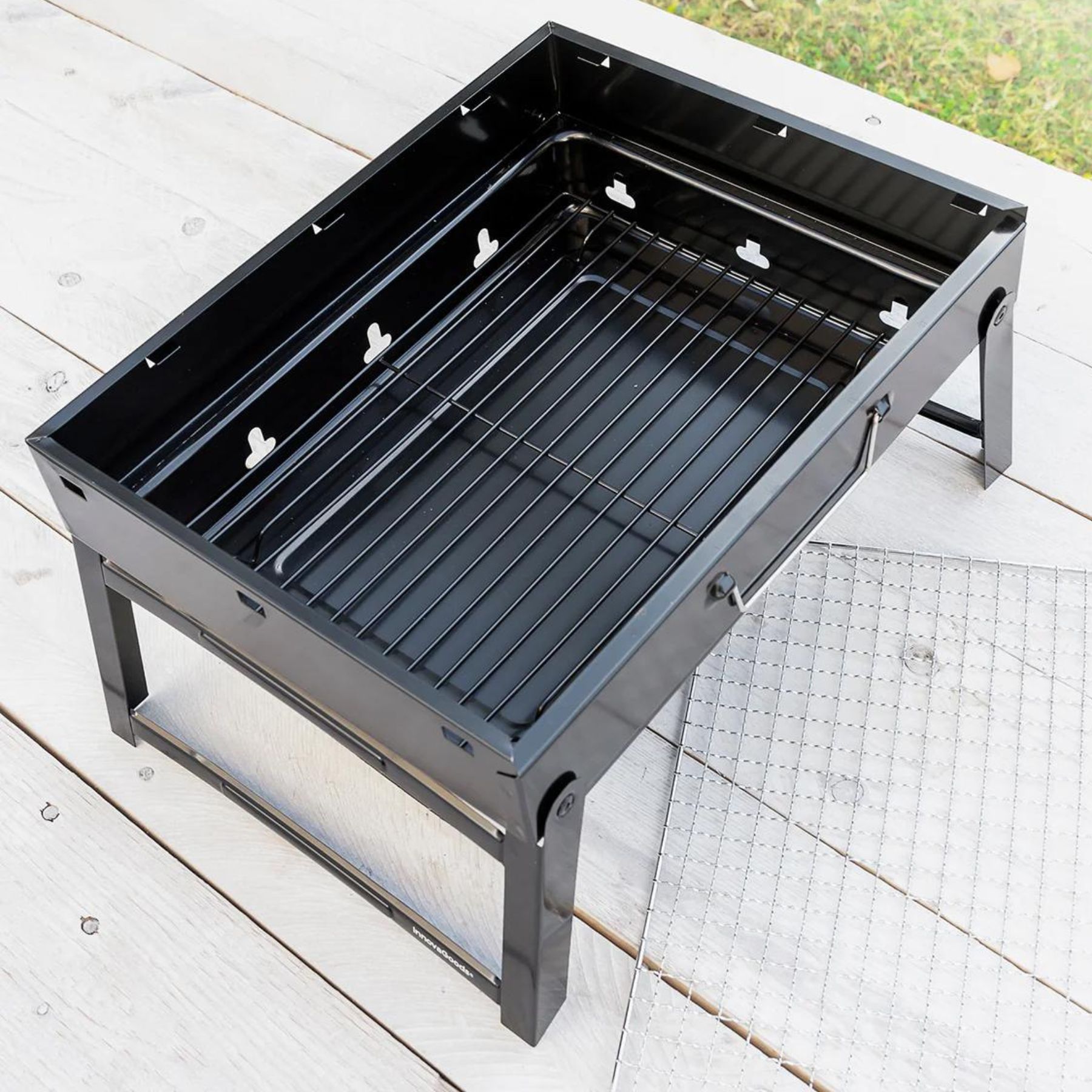 BearBQ Klappgrill – Grillen, wo immer du bist